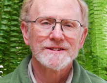 Headshot of Geoffrey Selling ’71